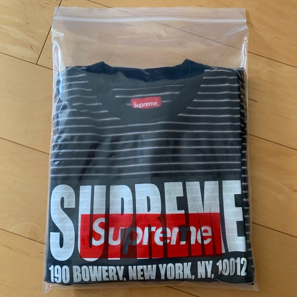 Supreme thin stripe L/S medium +stickers - Picture 4 of 4